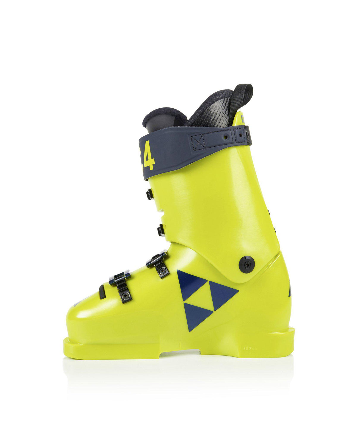 jpg-300dpi_7394__u01223_rc4_podium_rd_worldcup_leftview