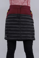 g99720_padded_skirt_idre_women_black-burgundy
